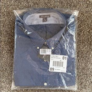 NWT Men’s Eddie Bauer Long Sleeve Oxford